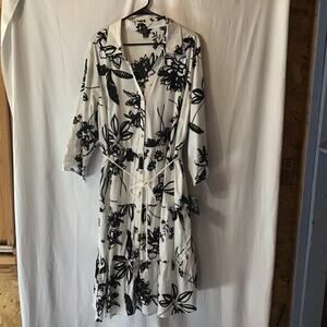NWT Mlle Gabrielle Black & White Gauzy Long Floral Maxi Dress 3X